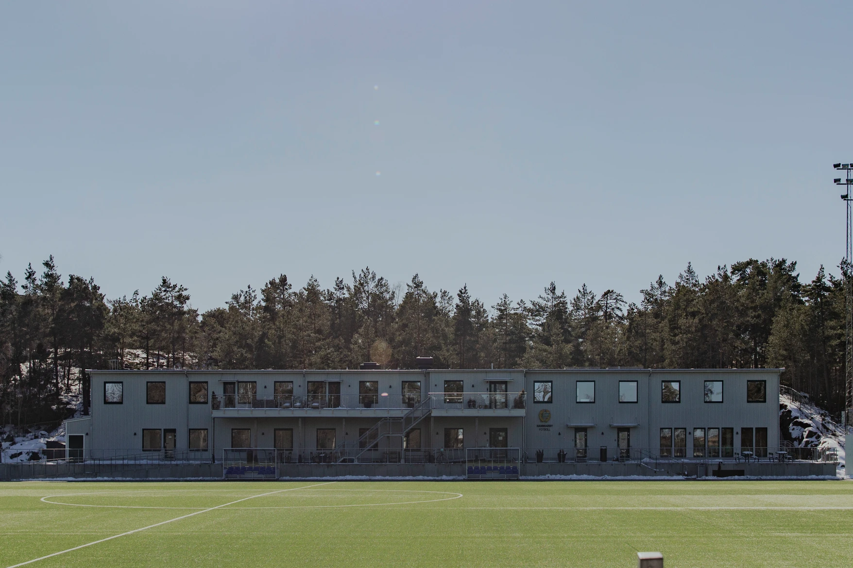 8acc4b_27051524ed1b402398915243e1ccf0bb~mv2